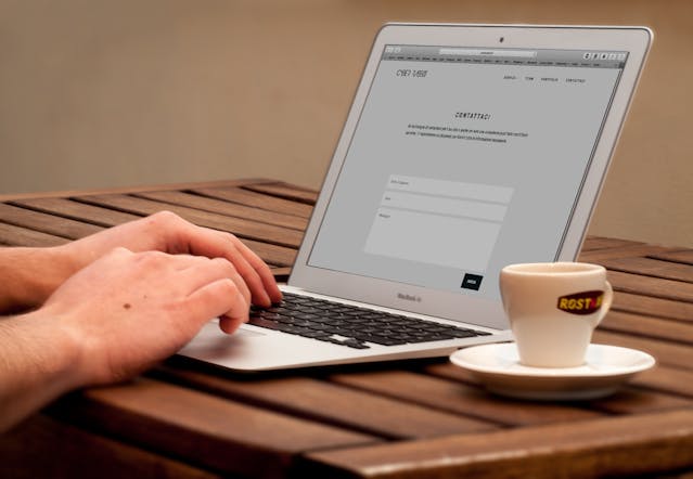 Choosing the Right Website for Your Business
